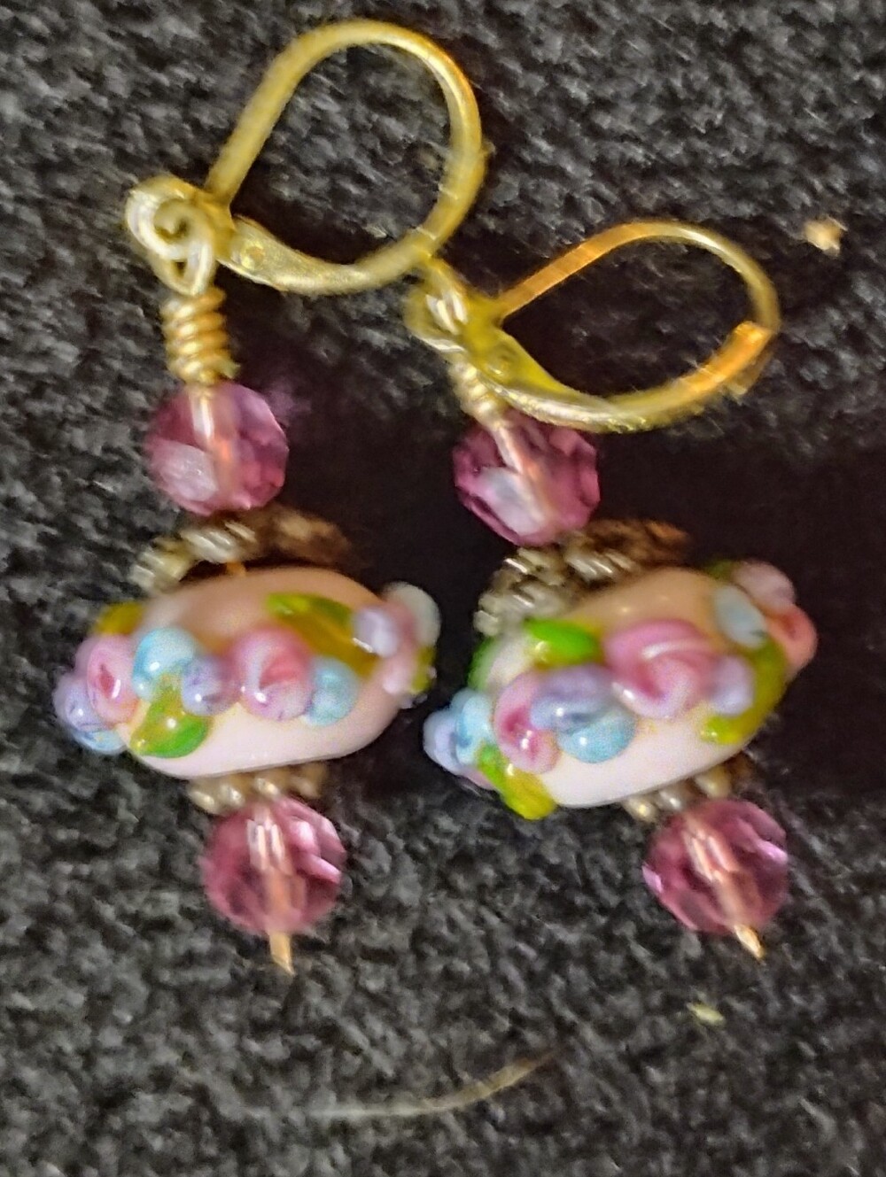 Definitely Retro.Lovely Little Gems. Handmade Pink Floral Lampwork Drop Earrings